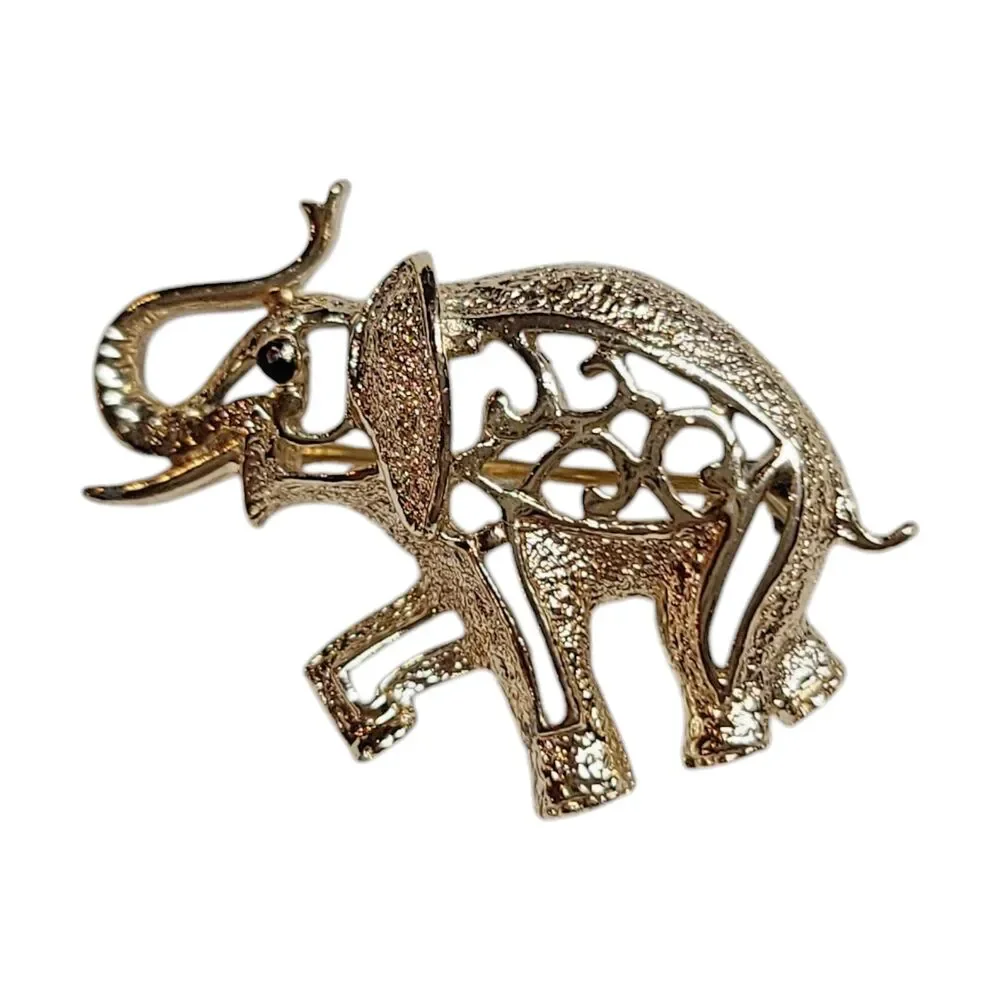 Vintage Sarah Coventry Cut Our Gold Tone Elephant Brooch